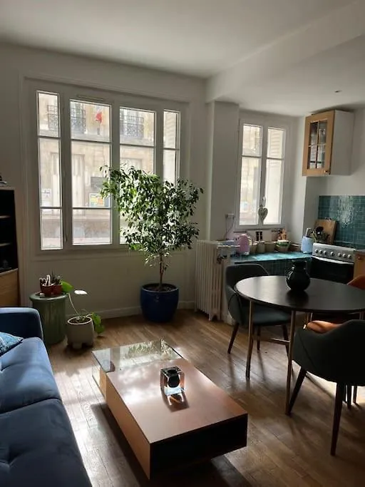 Calm Apartment In Great Location Paris