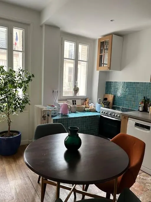 Calm Apartment In Great Location Paris 0*,