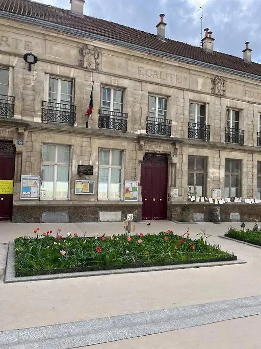 Calm Apartment In Great Location Paris 0*,
