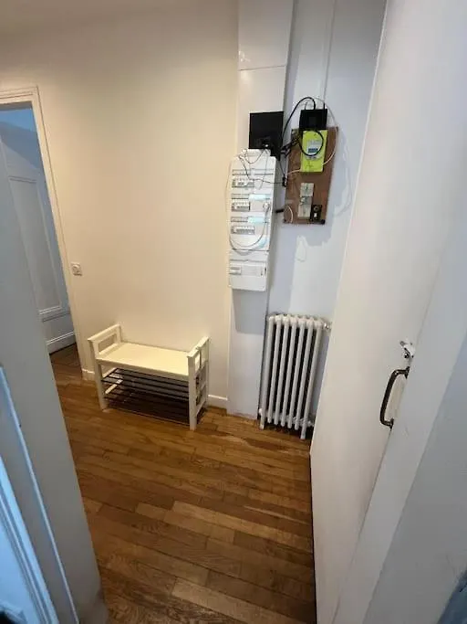 Calm Apartment In Great Location Paris
