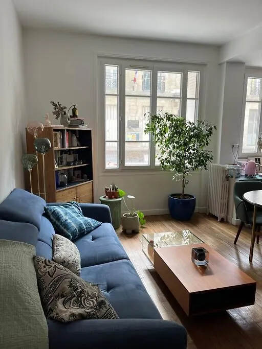 Calm Apartment In Great Location Paris
