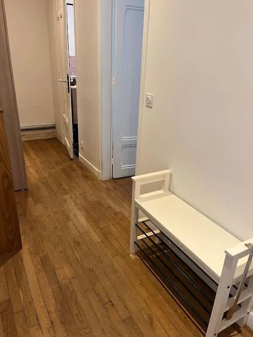 Calm Apartment In Great Location Paris